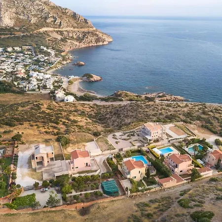 Luxurious Mira Mare Sounio Villa *